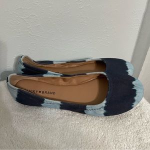 Women’s Sz 8.5 Lucky brand flats